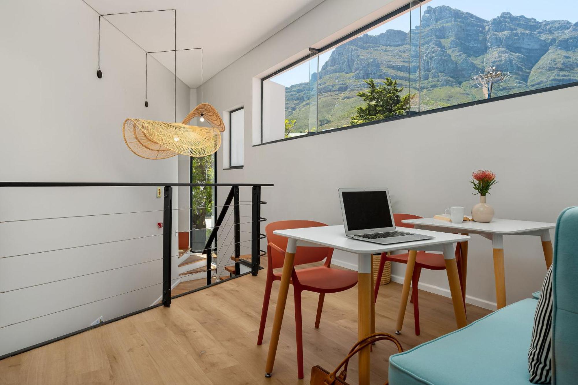 Neighbourgood 1st Crescent Camps Bay Casa de hóspedes