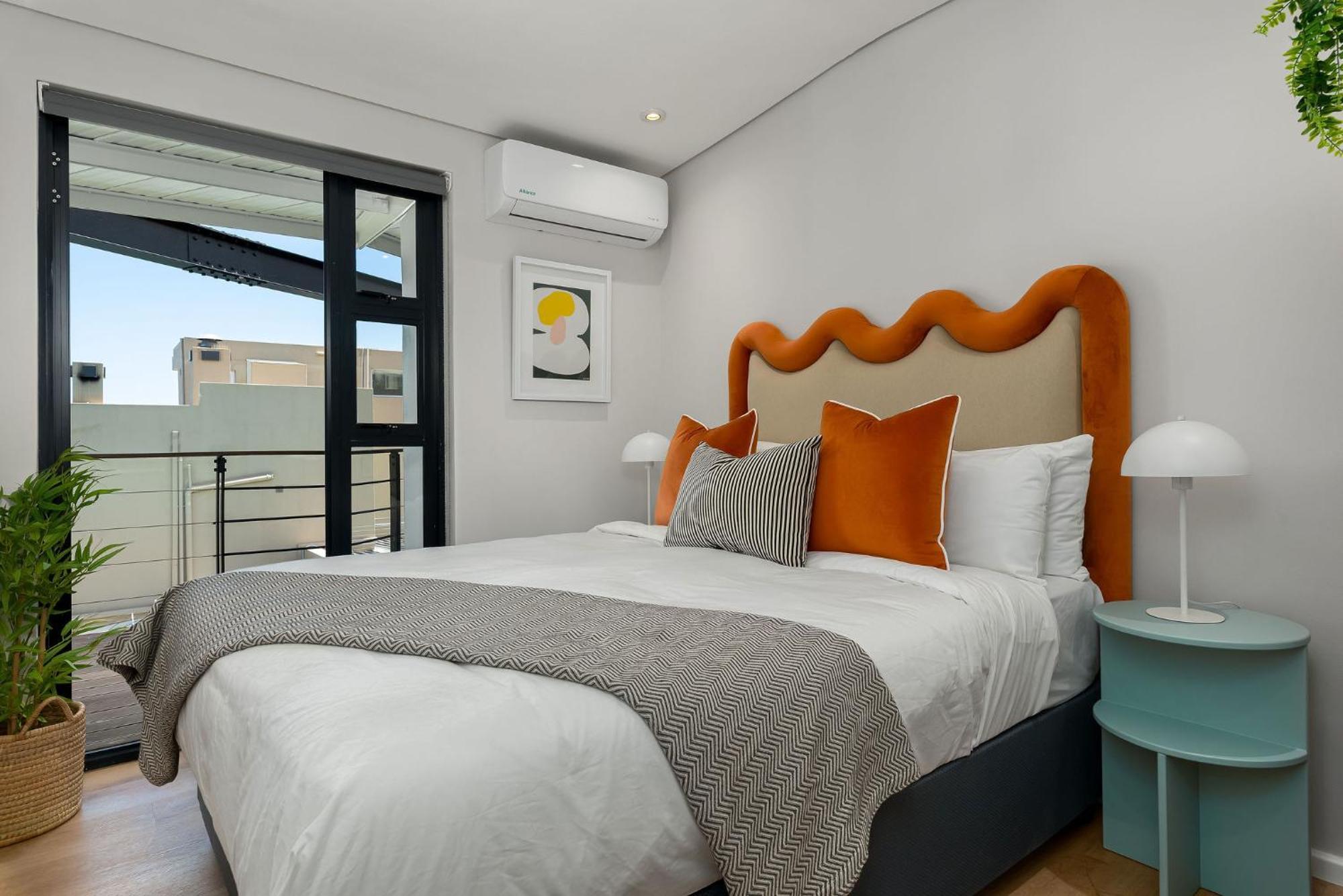 Neighbourgood 1st Crescent Camps Bay Cidade Do Cabo